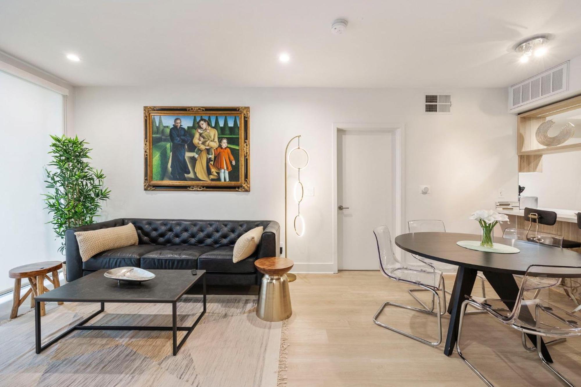 9 Advantages Center Santa Manica Casa vacanze